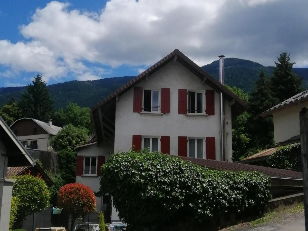 Gite Redrooster Home - 160M2, 4 Ch, 2 Sdb, Fibre, Parking, Sauna, Bain A Remous Theys Exterior photo